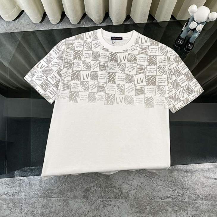 Picture of Louis Vuitton T Shirts Short _SKULVS-XLaatx047505